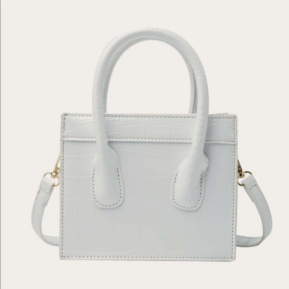 Alligator Structured Hand Bag - image 1